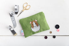 Load image into Gallery viewer, Guinea Pig Coin Purse
