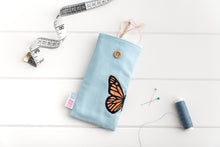 Load image into Gallery viewer, Monarch Butterfly Glasses Case
