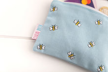 Load image into Gallery viewer, Bees Purse
