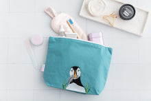 Load image into Gallery viewer, Puffin Luxury Wash Bag
